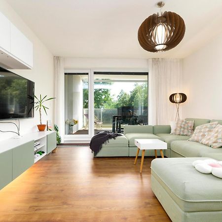 Homeawayhome By The River Ceske Budejovice Exterior photo