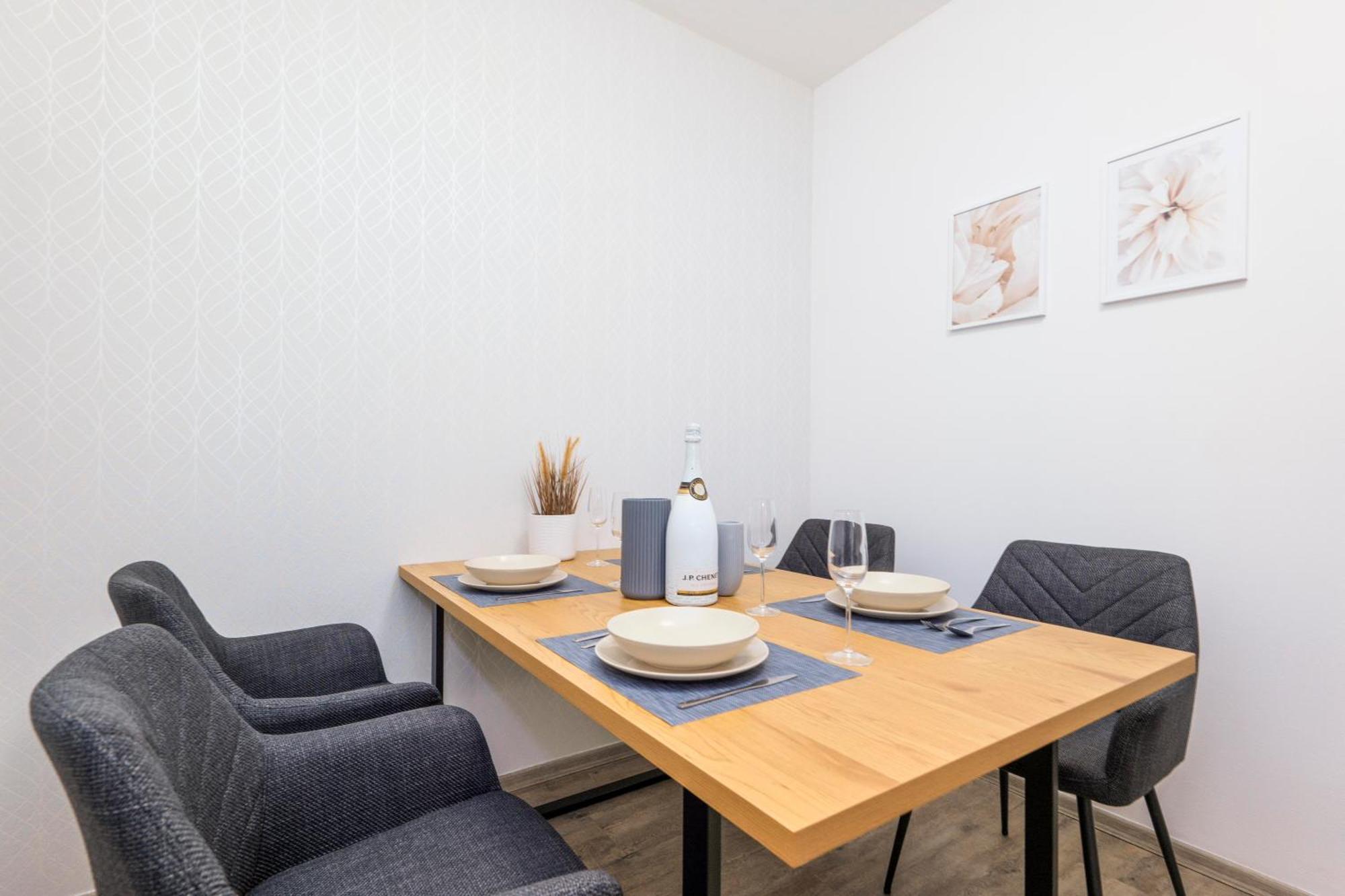 Homeawayhome By The River Ceske Budejovice Exterior photo
